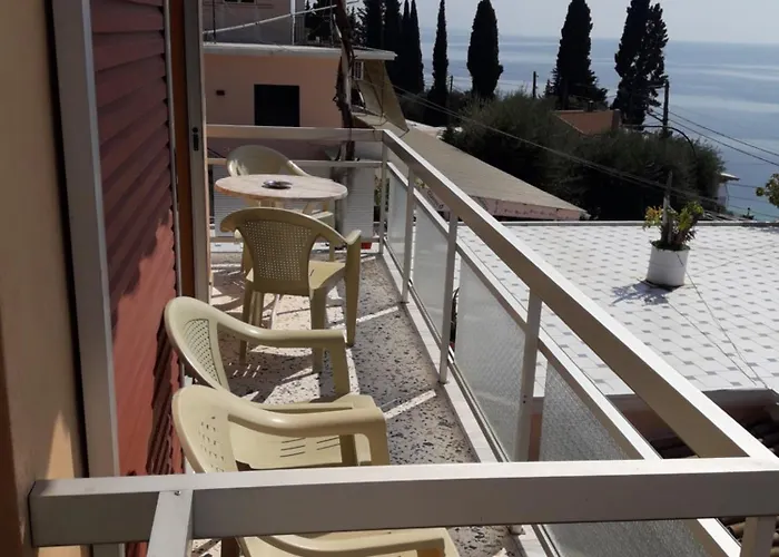 Emilios View Barbati