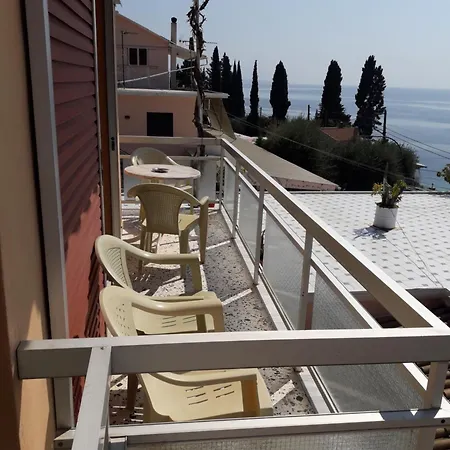 Emilios View Barbati